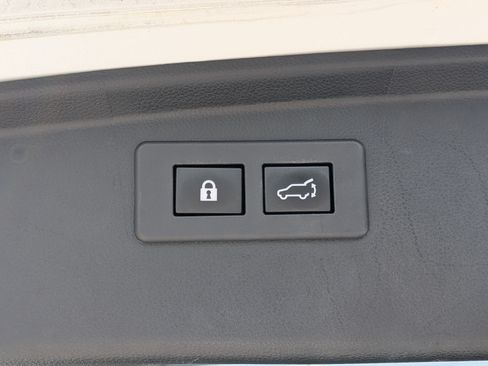 Used 2020 Subaru Outback Premium w/ Popular Package #1 AWD/4WD image 14