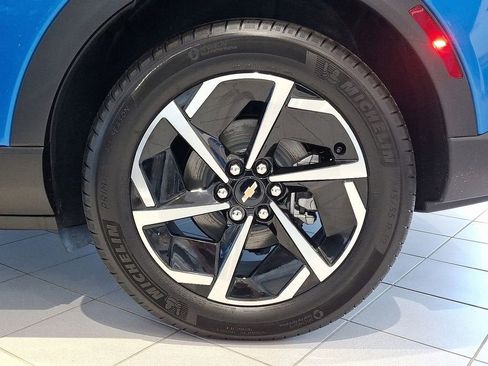 New 2026 Chevrolet Equinox EV LT AWD/4WD image 5