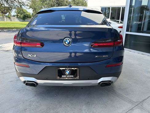 Used 2022 BMW X4 xDrive30i w/ Parking Assistance Package AWD/4WD image 9