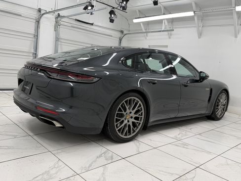 Certified 2023 Porsche Panamera 4 image 11