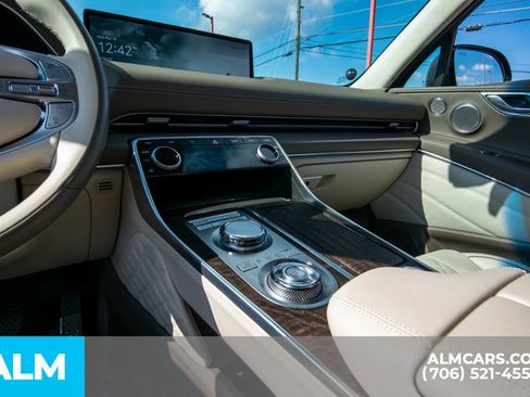 Used 2024 Genesis GV80 3.5T Prestige Signature image 17