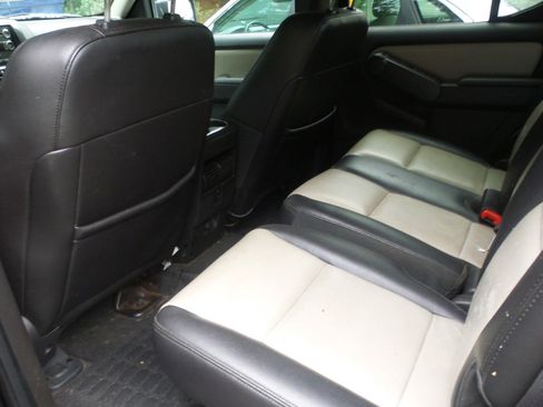 Used 2008 Ford Explorer Sport Trac Limited image 6