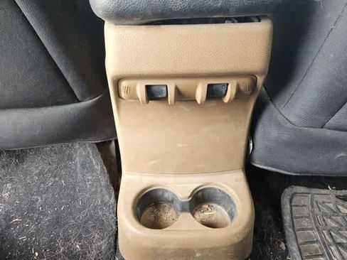 Used 2011 Jeep Wrangler Unlimited Sahara w/ Connectivity Group image 18