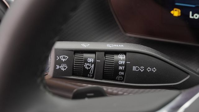Used 2026 Chevrolet Equinox LT FWD image 29
