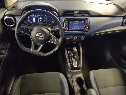 Used 2025 Nissan Versa SV FWD image 22