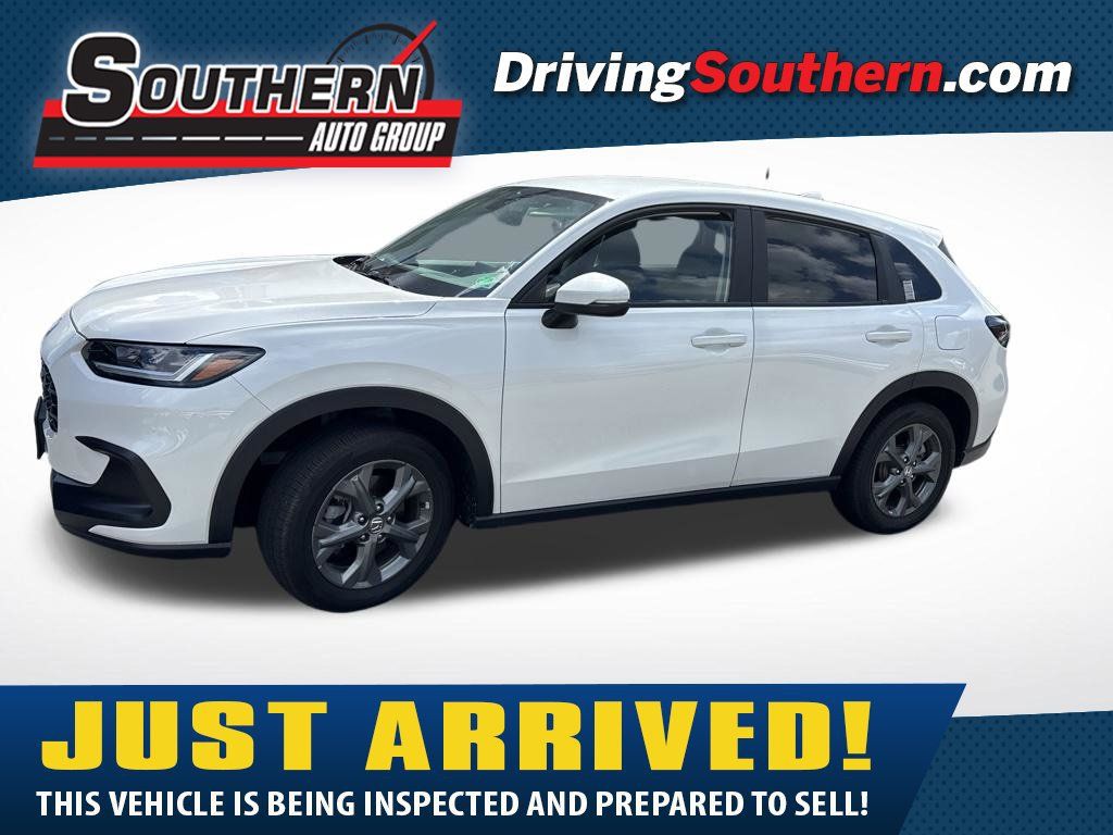 Used 2026 Honda HR-V LX image 1