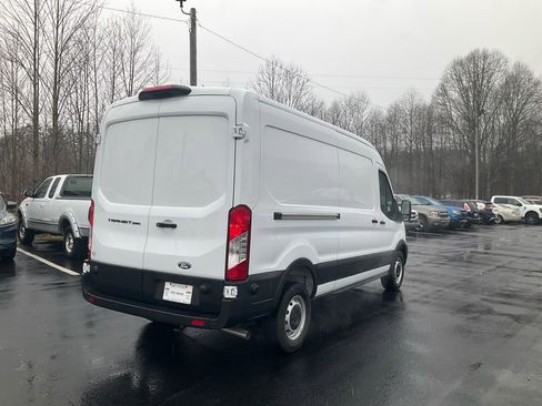 New 2026 Ford Transit 250 148 Medium Roof RWD image 5