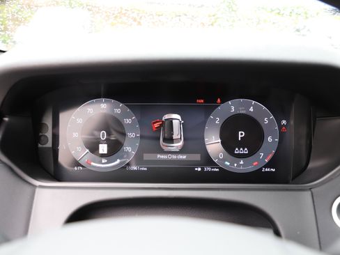 Certified 2026 Land Rover Range Rover Velar S AWD/4WD image 21