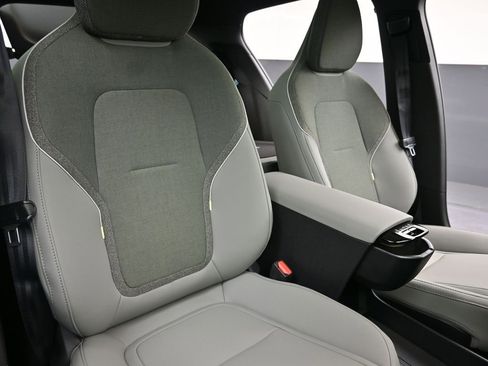 New 2026 Volvo EX30 Cross Country Ultra image 13