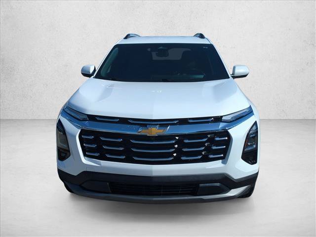 Used 2025 Chevrolet Equinox LT w/ Convenience Package II AWD/4WD image 2