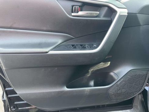 Used 2024 Toyota RAV4 XLE FWD image 15
