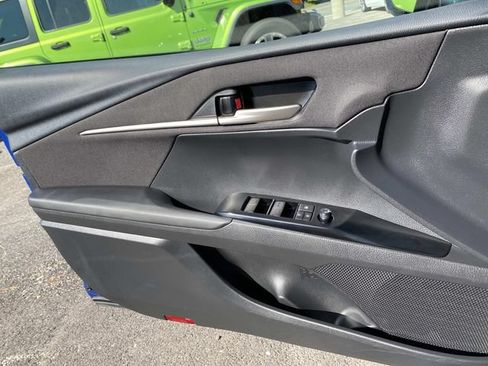Used 2025 Toyota Camry LE FWD image 19