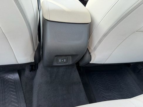Used 2024 Hyundai Sonata SEL FWD image 11