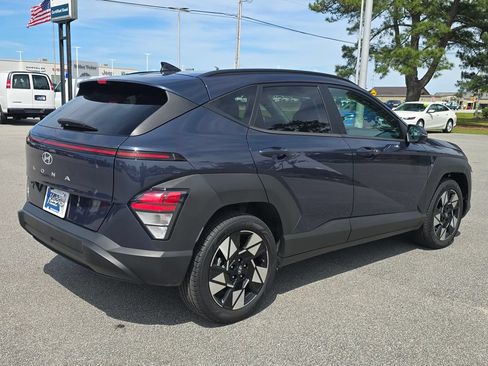 Used 2024 Hyundai Kona SEL FWD image 5