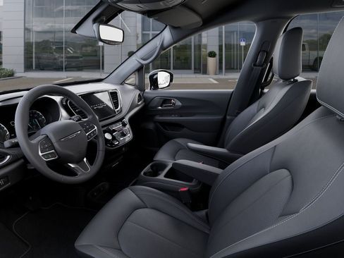 New 2027 Chrysler Pacifica Select FWD image 22