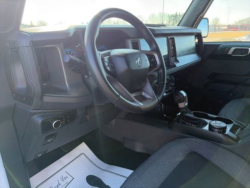 Used 2025 Ford Bronco Big Bend image 15