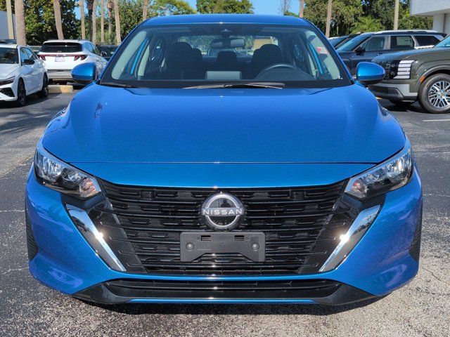 Used 2025 Nissan Sentra SV FWD image 9