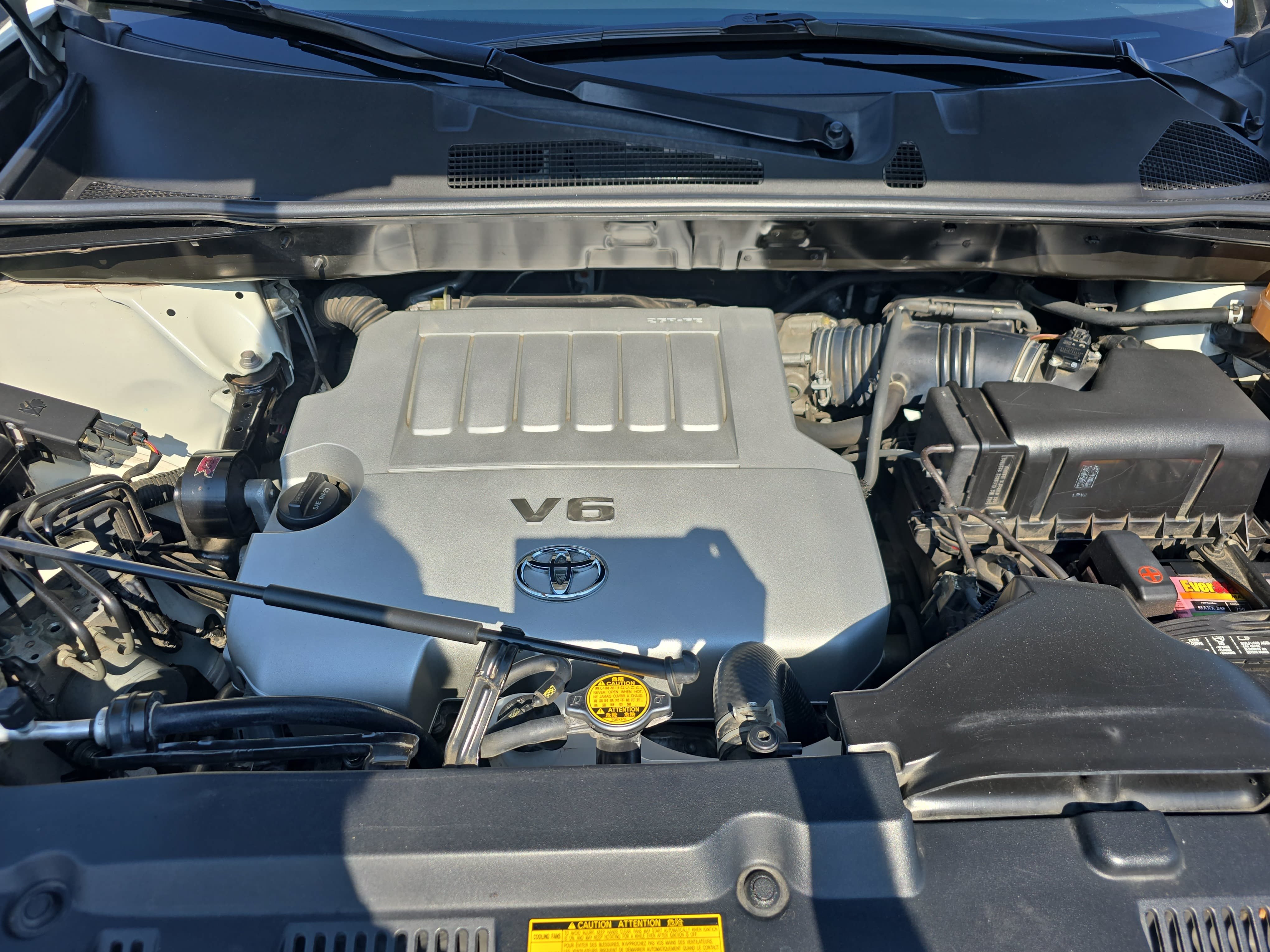 Used 2013 Toyota Highlander Plus FWD image 29