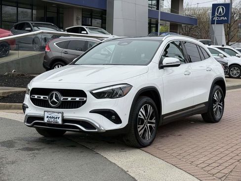 Used 2025 Mercedes-Benz GLA 250 4MATIC image 3