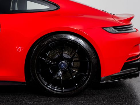 Used 2022 Porsche 911 GT3 image 16