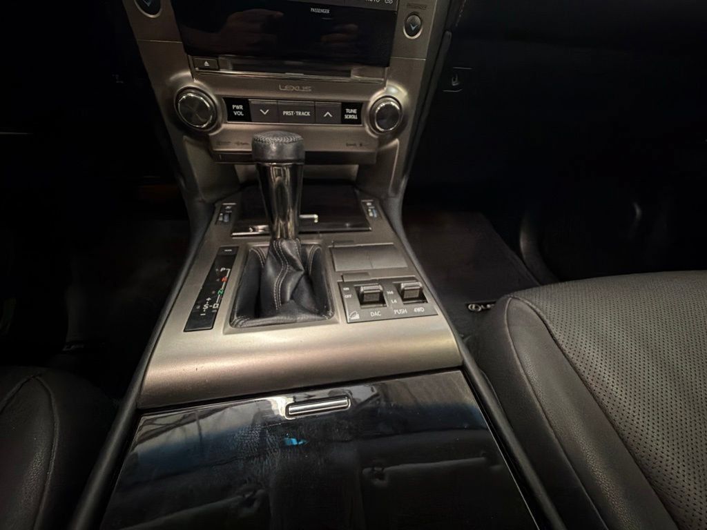 Used 2015 Lexus GX 460 w/ Comfort Package AWD/4WD image 22