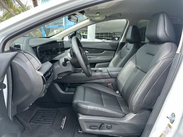 Used 2025 Nissan Murano SV AWD/4WD image 30