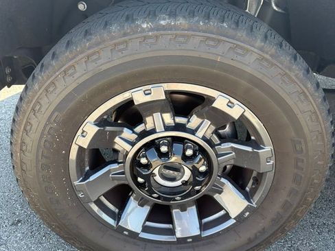 Used 2024 Ford F250 Lariat w/ Lariat Ultimate Package AWD/4WD image 3