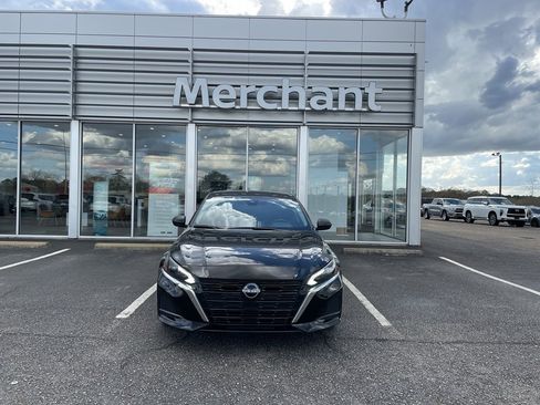 Certified 2025 Nissan Altima 2.5 S image 3