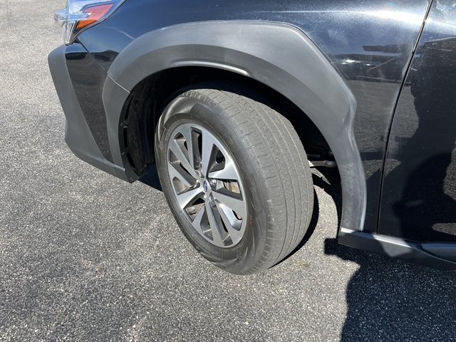 Used 2023 Subaru Outback Premium AWD/4WD image 13