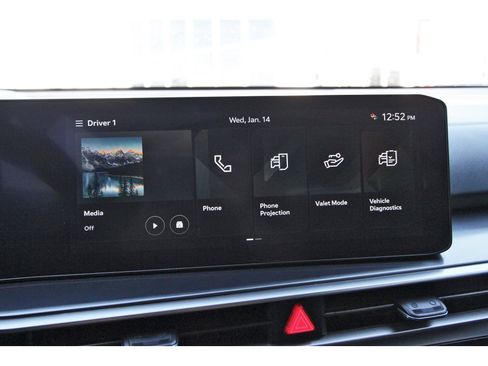 Certified 2025 Kia Sorento LX image 26