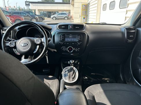 Used 2017 Kia Soul + w/ Designer's Package FWD image 14