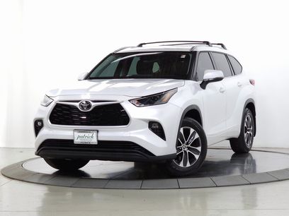 Used 2022 Toyota Highlander XLE