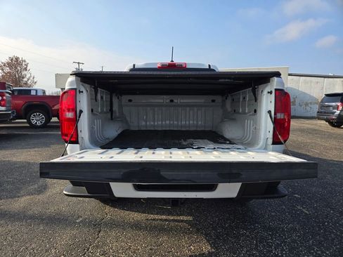 Used 2018 Chevrolet Colorado Z71 image 35