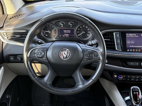 Used 2021 Buick Enclave Premium w/ Sun and Sites Package image 9