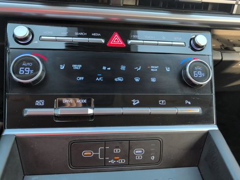 Certified 2024 Hyundai Santa Fe SEL FWD image 18