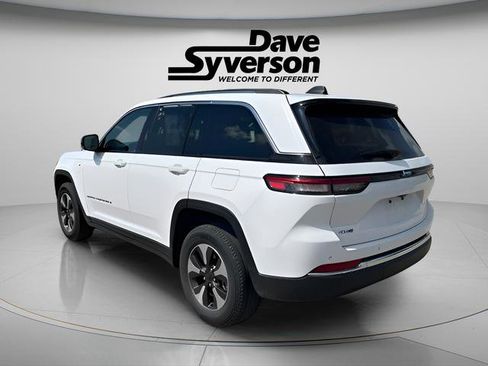 Used 2024 Jeep Grand Cherokee Limited 4xe AWD/4WD image 6