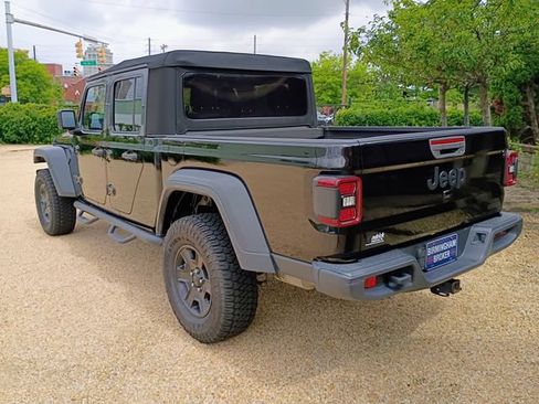 Used 2020 Jeep Gladiator Sport w/ Quick Order Package 23S AWD/4WD image 8