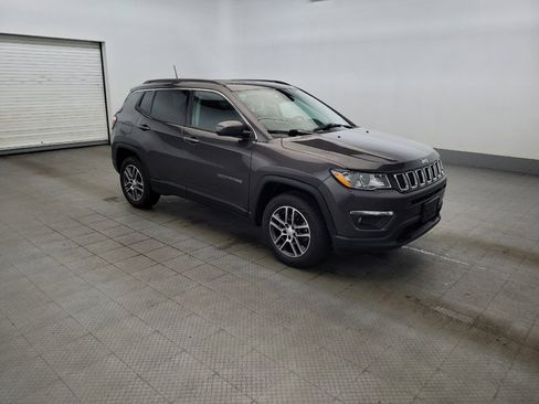 Used 2017 Jeep Compass Latitude w/ Popular Equipment Group AWD/4WD image 11