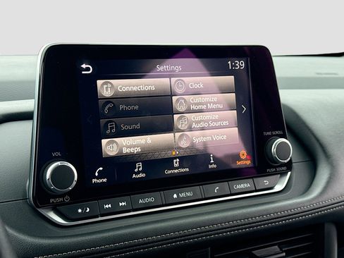 Certified 2025 Nissan Rogue S image 9