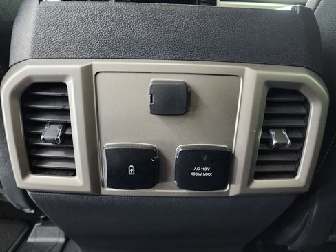 Used 2022 Ford F250 Lariat image 41