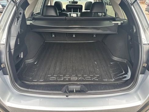 Used 2018 Subaru Outback 2.5i Limited image 34