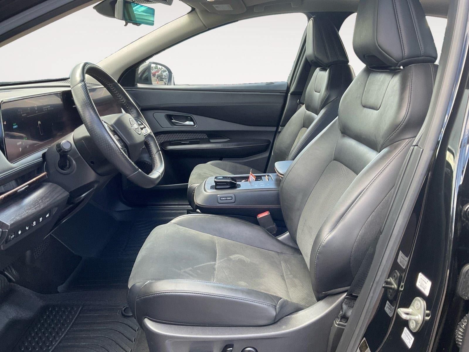 Used 2024 Nissan Ariya AWD image 9