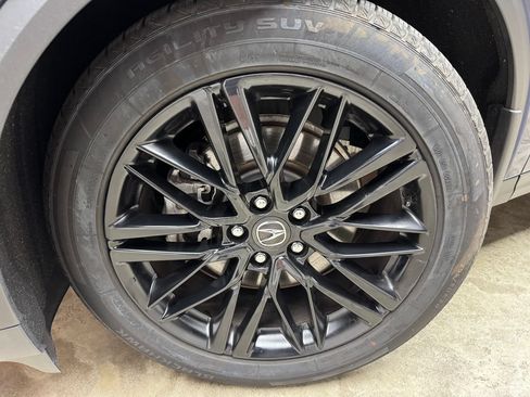 Used 2023 Acura MDX SH-AWD w/ Advance Package image 33