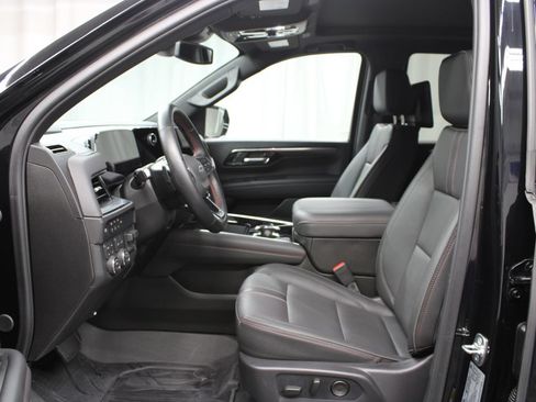 Used 2026 Chevrolet Tahoe RST w/ RST Capability Package AWD/4WD image 15