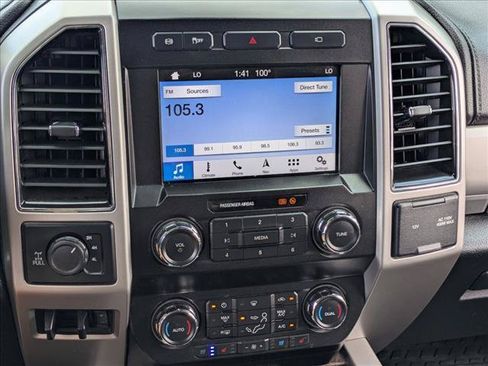 Used 2019 Ford F250 Lariat w/ Lariat Ultimate Package AWD/4WD image 12
