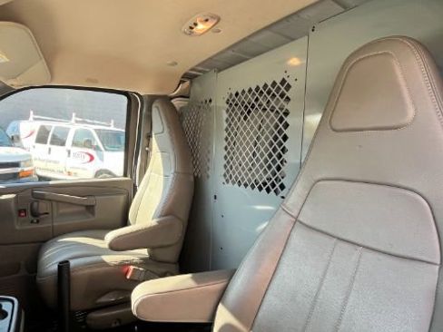 Used 2020 Chevrolet Express 2500 2500 Cargo w/ Driver Convenience Package image 5