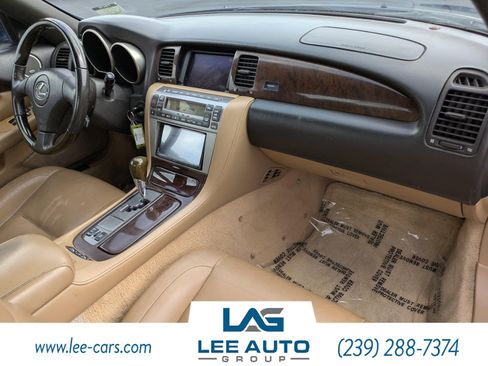 Used 2006 Lexus SC 430 Convertible RWD image 12