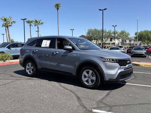 Certified 2023 Kia Sorento LX FWD image 31