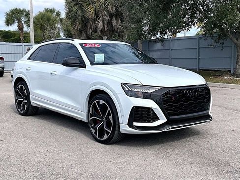 Used 2024 Audi RS Q8 image 2