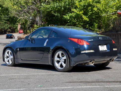 Used 2007 Nissan 350Z Coupe RWD image 7